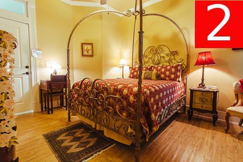 Star Of Texas Inn Building Two Остин Экстерьер фото